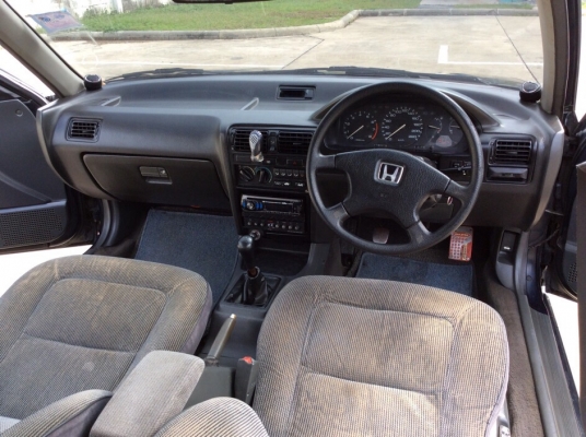 ขายรถแอคคอร์ดตาเพชรไฟท้ายสั้น ปี93 เครื่องเดิมหัวฉีด 2.0 เกียร์ธรรมดา แก๊สLPG เพาเวอร์ ไฟฟ้าทั้งคัน ภายในสวยเดิมๆสะอาด แอร์เย็นฉ่ำ วิทยุCD ตัวถังสีเงาสีแตกบางชิ้น แม็กเดิม เครื่องดี ช่วงล่างนิ่ม รถขับดีครับ พร้อมใช้ ภาษี59