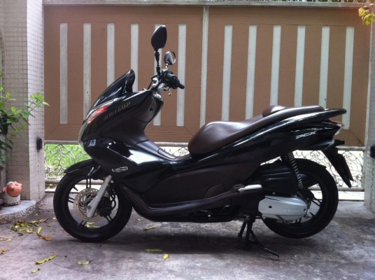 ขออนุญาติขาย HONDA PCX 125-i สีดำเงา ฟรีค่าโอน ขออนุญาติขาย HONDA PCX 125-i สีดำเงา ฟรีค่าโอน