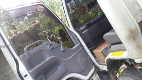 รถบรรทุก 6 ล้อดัมพ์ ISUZU NQR 145 แรงม้า ปีจดทะเบียน 2551 รถบรรทุก 6 ล้อดัมพ์ ISUZU NQR 145 แรงม้า ปีจดทะเบียน 2551