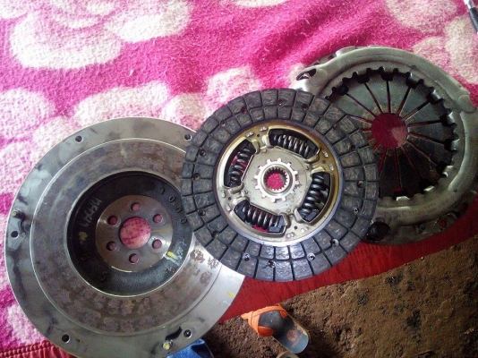 ขายอะไหล่วีออส ปี 12 และ มิราจ ปี 12