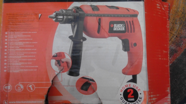 ขายสว่านเจาะกระแทก600วัตต์ สภาพดีมากใช้น้อยไม่เคยซ่อม