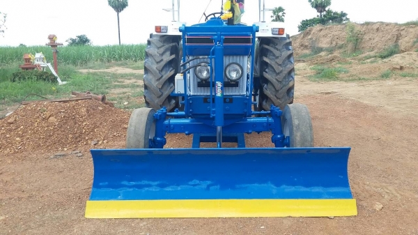 ขายรถไถฟอร์ด.6610.เต็มตัวเสื่อลาย ขายรถไถฟอร์ด.6610.เต็มตัวเสื่อลาย