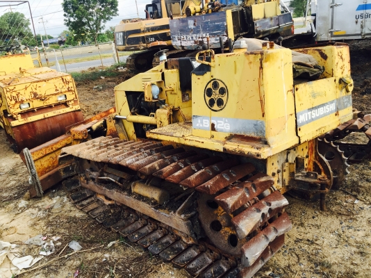 ขายรถแทรคเตอร์ มิตรซู BD2G พร้อมใช้งานครับ