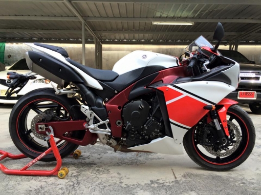 YAMAHA R1 ปี2009 ราคาเพียง 289000อินวอย+สรรพสามิตแท้ YAMAHA R1 ปี2009 ราคาเพียง 289000อินวอย+สรรพสามิตแท้
