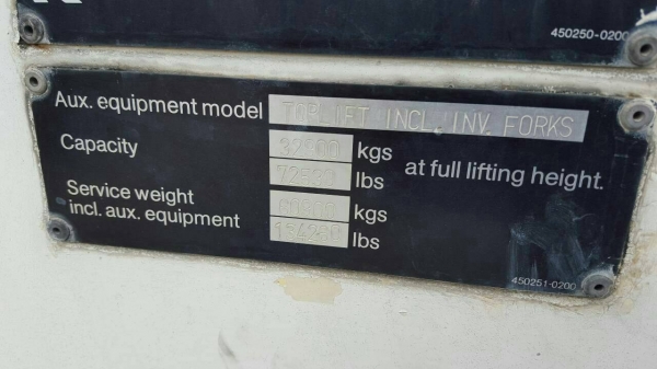 รถทอปลีฟขนาด33ตันยกตู้คอนเทนเนอร์ KALMAR LM