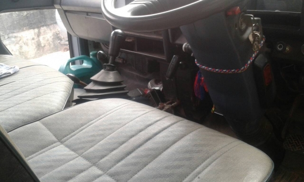 รถอีซุซุ 6 ล้อดั้ม TLD - 66  / 100 แรงม้า. ปี 35.    สนใจติดต่อ  081 - 6079515