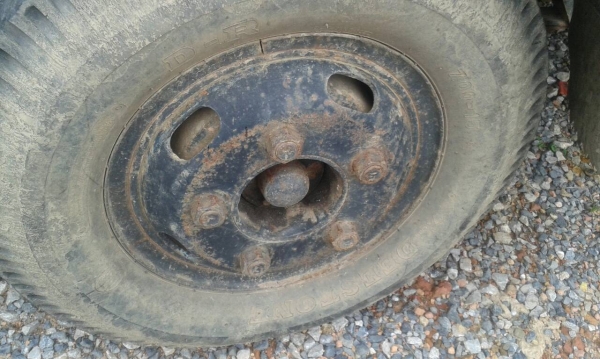 รถอีซุซุ 6 ล้อดั้ม TLD - 66  / 100 แรงม้า. ปี 35.    สนใจติดต่อ  081 - 6079515