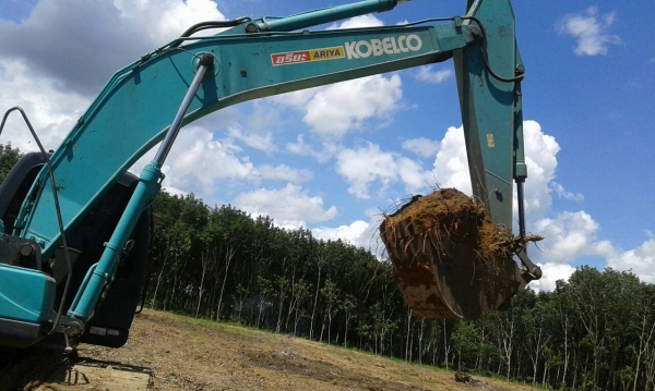 ขายรถแบคโฮ KOBELCO SK200-8 YN12 super X เอกสารอินวอย ไมล์ 6700 ชม.ราคา 2130000