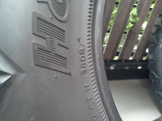 ยางhankook 265/70/16 ถูกๆไม่มีที่เก็บครับ