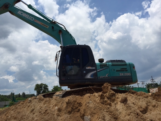 ขายรถแบคโฮ KOBELCO SK200-8 YN12 super X เอกสารอินวอย ไมล์ 7100 ชม.ราคา 2100000