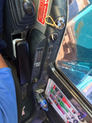 ขายรถแบคโฮ KOBELCO SK200-8 YN12 super X เอกสารอินวอย ไมล์ 7100 ชม.ราคา 2100000