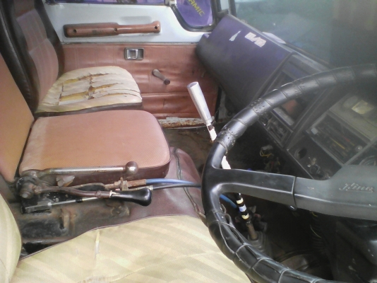 ขาย10ล้อฮีโน่FM227 220แรงม้า550000บาท