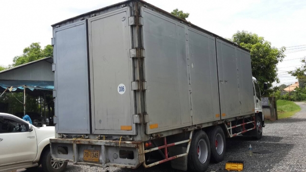 ขายตู้สิบบานไม่มีเสากลาง 7.3 เมตร