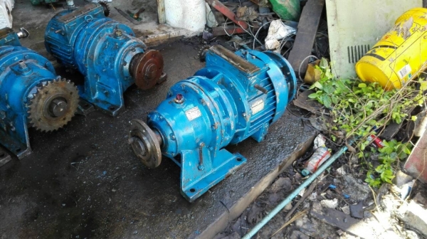Sale>> หัวเกียร์ทดปรับรอบ Sumitomo  อัตราทด 1:17 ใช้กับมอเตอร์ 5 HP. ขึ้นไป สภาพสวยแน่นๆ!! โทร 089-2499-123 นครปฐม