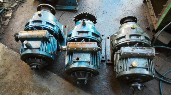 Sale>> หัวเกียร์ทดปรับรอบ Sumitomo อัตราทด 1:59 ใช้กับมอเตอร์ 3 HP.ขึ้นไป สภาพสวยแน่น!! มี 3 ตัว โทร 089-2499-123 นครปฐม