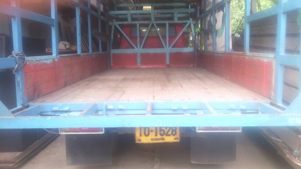 ขายหกล้อ เครื่อง อิซูซุ 110 ขายหกล้อ เครื่อง อิซูซุ 110