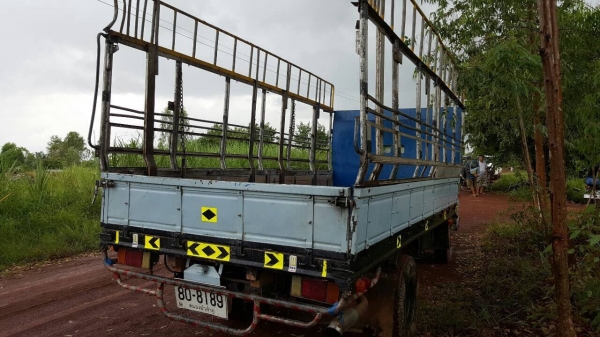 ขาย 6 ล้อ ISUZU NKR เครื่อง 4BE1 110 แรงม้า คัสซีสวยตลอดเส้น พวงมาลัยพาวเวอร์ ทะเบียนพร้อมโอนครับ