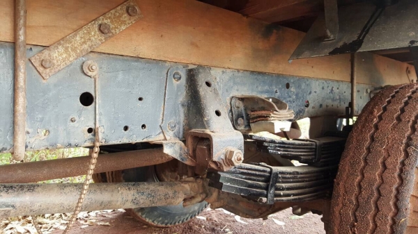 ขาย 6 ล้อ ISUZU NKR เครื่อง 4BE1 110 แรงม้า คัสซีสวยตลอดเส้น พวงมาลัยพาวเวอร์ ทะเบียนพร้อมโอนครับ