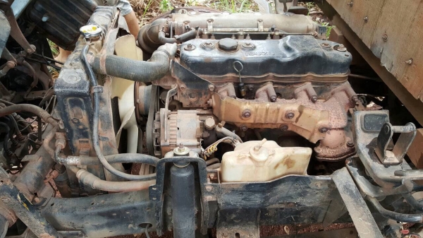 ขาย 6 ล้อ ISUZU NKR เครื่อง 4BE1 110 แรงม้า คัสซีสวยตลอดเส้น พวงมาลัยพาวเวอร์ ทะเบียนพร้อมโอนครับ