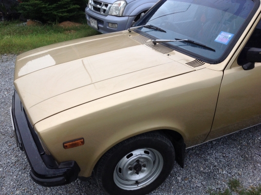 รถอีซูซุ เจมินี เครื่องดีเซล 1800 cc ห้าเกียร์  เลขทะเบียนเป็น กร 6146 ชลบุรี คับ