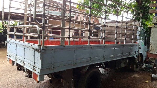 ขาย 6 ล้อ NKR ปี 39 เครื่อง 4BE1 110 แรงม้า คัสซีสวยตลอดเส้น ยางเต็ม ทะเบียนพร้อมโอน