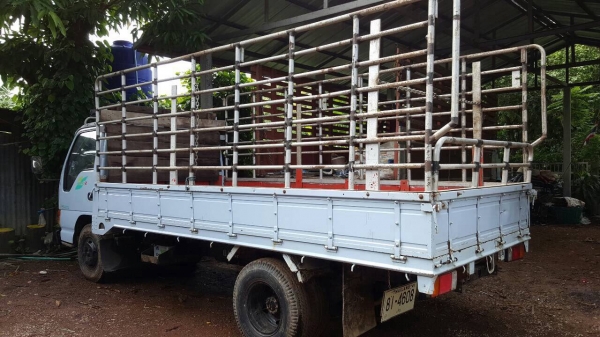 ขาย 6 ล้อ NKR ปี 39 เครื่อง 4BE1 110 แรงม้า คัสซีสวยตลอดเส้น ยางเต็ม ทะเบียนพร้อมโอน