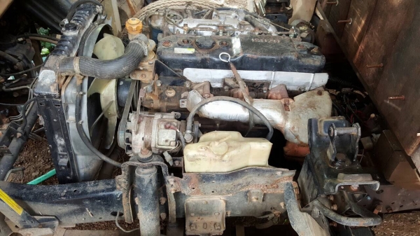 ขาย 6 ล้อ NKR ปี 39 เครื่อง 4BE1 110 แรงม้า คัสซีสวยตลอดเส้น ยางเต็ม ทะเบียนพร้อมโอน