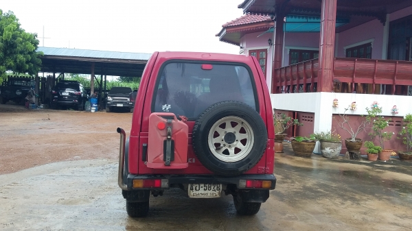 ซูซูกิ คาริเบี้ยนตู้ปลาเดิมๆ