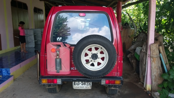 ซูซูกิ คาริเบี้ยนตู้ปลาเดิมๆ