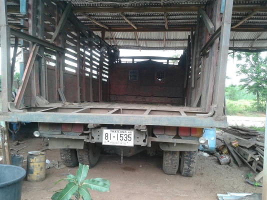 ขาย 10 ล้อหัวยาว 2 เพลา ช่วงล่างใหญ่จัมโบ้ เครื่อง EH700 168 แรงม้า สโลว์อินเตอร์ พวงมาลัยพาวเวอร์ คัสซีสวย ทะเบียนพร้อมโอนครับ