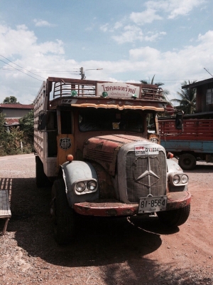 ขาย 6 ล้อหัวยาว เครื่อง DA120 คัสซีสวยตลอดเส้น เฟืองท้ายใหญ่ สโลว์กลาง ยางดี ทะเบียนพร้อมโอนครับ