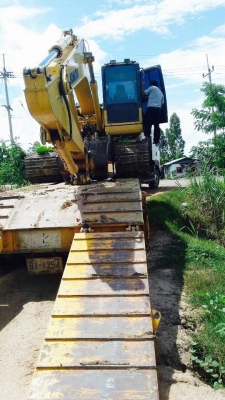 ขายหางหัวลากสองเพลา