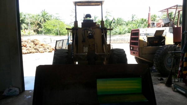 ขายรถตักล้อยาง KOMATSU 510 ราคา 500000