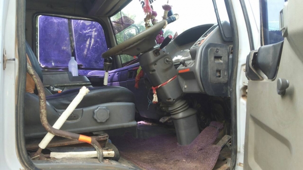 ขายรถบรรทุก 10 ล้อดัมพ์ HINO FM2K240 ปี 2545 2 เพลาสมอเงิน ราคา 1000000