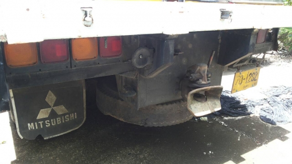ขายรถบรรทุก 18 ล้อพื้นเรียบแม่ลูก MITSUBISHI FN527M-TD2446 เครื่องเทอร์โบ ราคา 850000
