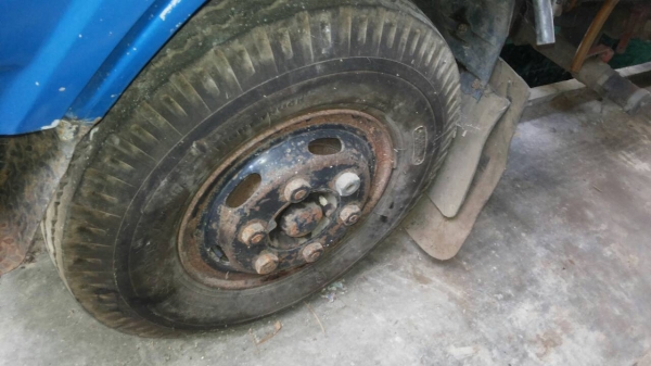 ขายรถบรรทุก 6 ล้อน้ำมัน TOYOTA BU91 115 แรงม้า ราคา 350000