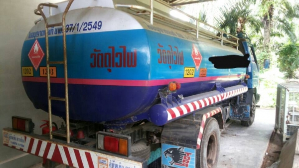 ขายรถบรรทุก 6 ล้อน้ำมัน TOYOTA BU91 115 แรงม้า ราคา 350000