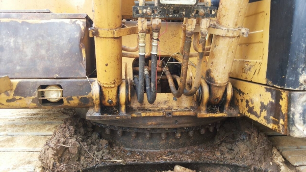 ขายรถแบคโฮ CAT 320 V2 เอกสารเล่มทะเบียน ราคา 750000