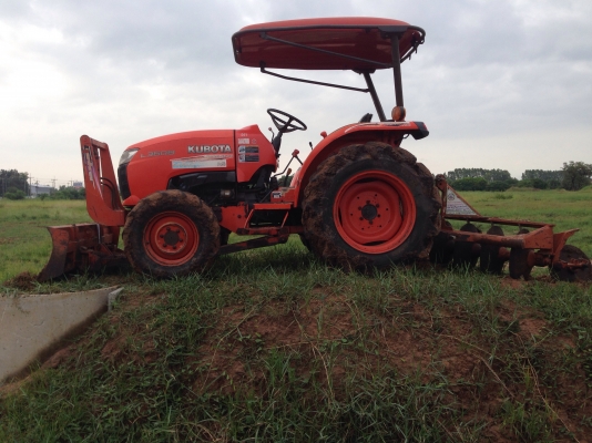 รถไถ KUBOTA L3608 (ราคา265,000บาท) สภาพพร้อมใช้งานรถสวยสภาพเดิมๆ พร้อมอุปกรณ์ 2 รายการ ผานดันหน้า ผา รถไถ KUBOTA L3608 (ราคา265,000บาท) สภาพพร้อมใช้งานรถสวยสภาพเดิมๆ พร้อมอุปกรณ์ 2 รายการ ผานดันหน้า ผา