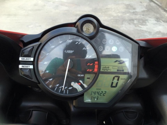 YAMAHA R1 ปี2009 ราคาเพียง 289000อินวอย+สรรพสามิตแท้ YAMAHA R1 ปี2009 ราคาเพียง 289000อินวอย+สรรพสามิตแท้