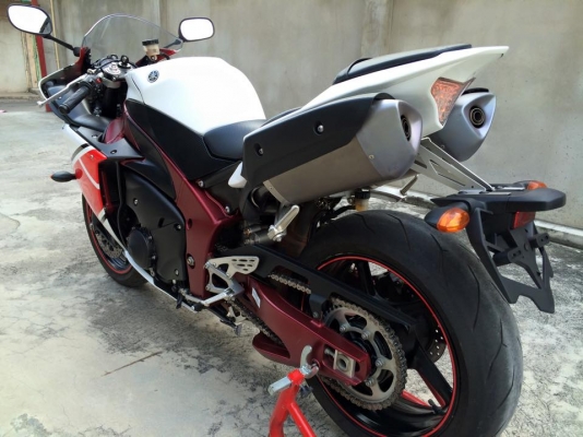 YAMAHA R1 ปี2009 ราคาเพียง 289000อินวอย+สรรพสามิตแท้ YAMAHA R1 ปี2009 ราคาเพียง 289000อินวอย+สรรพสามิตแท้