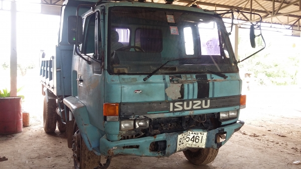 ขอบคุณทีมงานหนุ่มนครพนมจองเเล้ว2คันลงขายไม่ถึง1ชั่วโมงจบการขายเเบบกลางอากาศโอนมัดจำแล้วคับ ขายเหมารถดั้ม4คัน