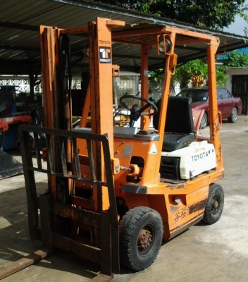 ขาย FORKLIFT TOYOTA 4FGL10 เก่านอก ตามสภาพ