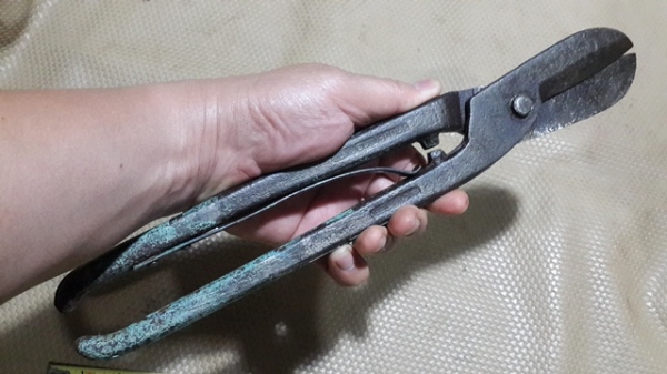 กรรไกรตัดโลหะ  MADE IN ENGLAND