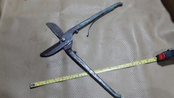 กรรไกรตัดโลหะ  MADE IN ENGLAND