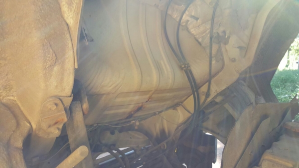 รถฮีโน่ 6 ล้อ หลังถนน FC - 112  /  117 แรงม้า. ปี 35    สนใจติดต่อ   081 - 6079515