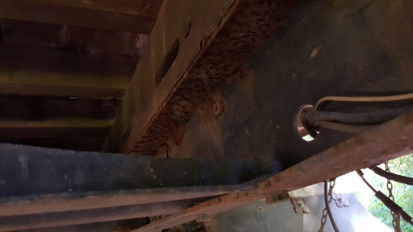 รถฮีโน่ 6 ล้อ หลังถนน FC - 112  /  117 แรงม้า. ปี 35    สนใจติดต่อ   081 - 6079515