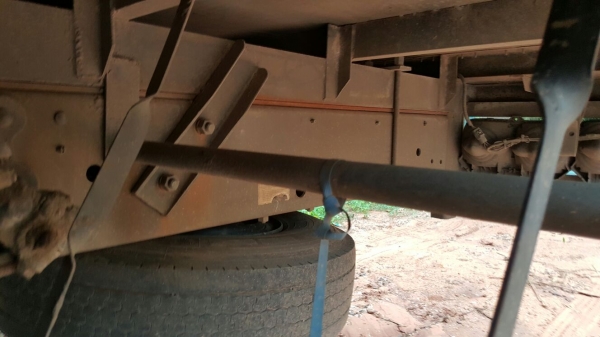 รถฮีโน่ 6 ล้อ ตู้แห้ง FC4J - 150 แรงม้า. ปี 48     สนใจติดต่อ  081 - 6079515