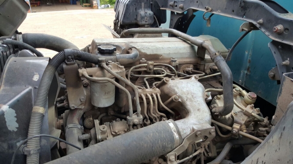 รถฮีโน่ 6 ล้อ ตู้แห้ง FC4J - 150 แรงม้า. ปี 48     สนใจติดต่อ  081 - 6079515