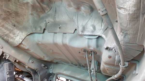 รถฮีโน่ 6 ล้อ ตู้แห้ง FC4J - 150 แรงม้า. ปี 48     สนใจติดต่อ  081 - 6079515